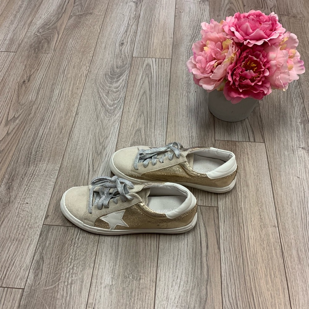 Star Sneakers
